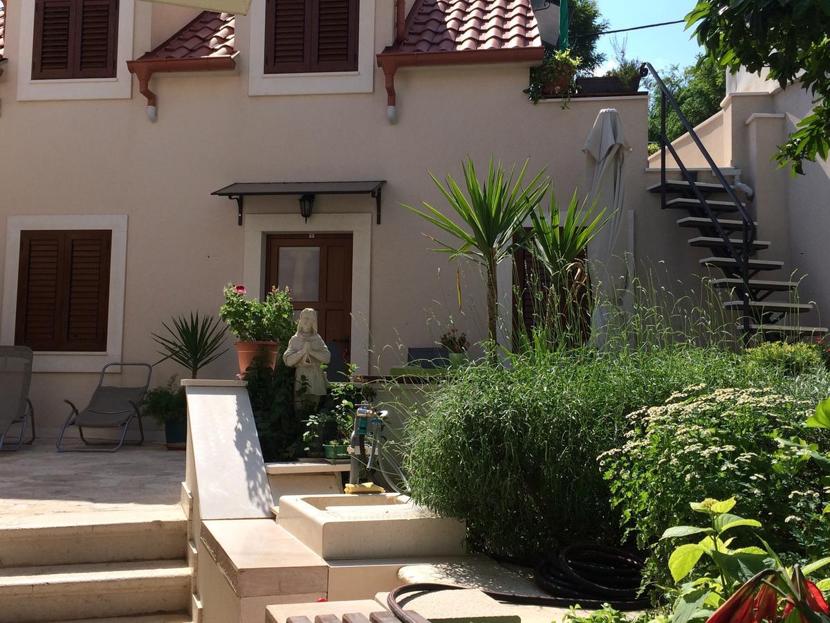 Kresic Pensionat Split
